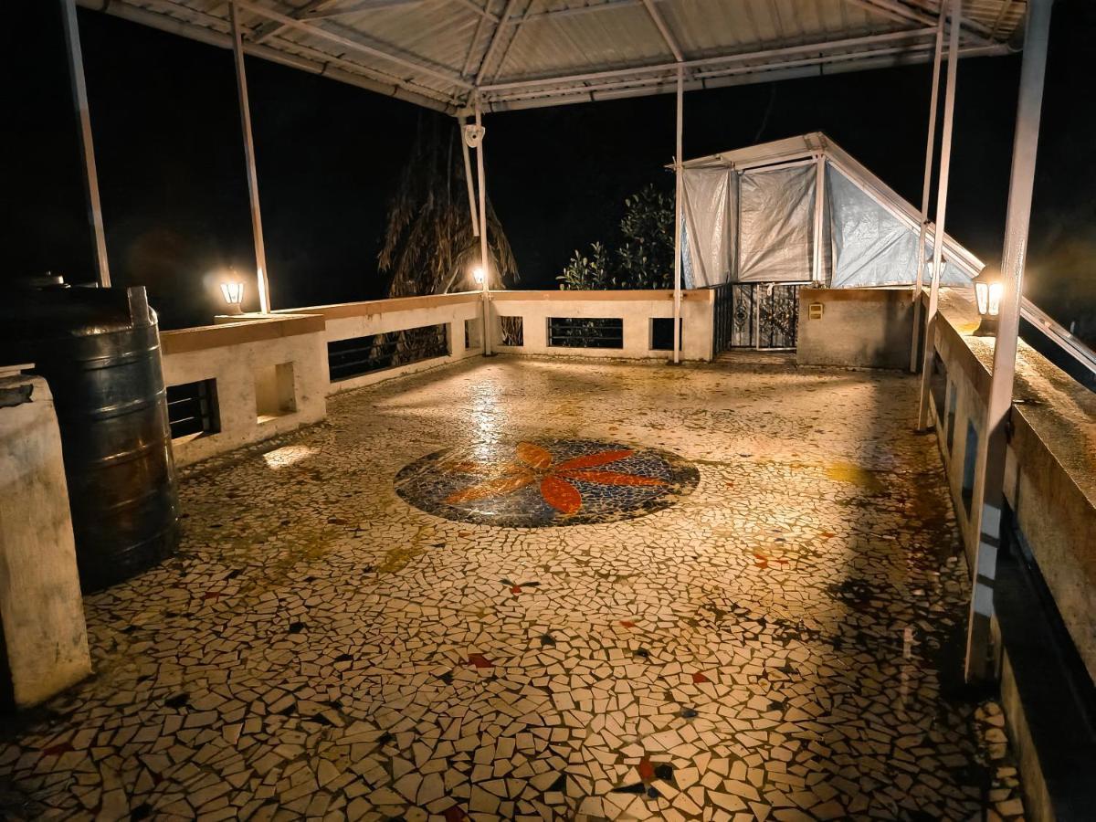Rane Ambadnya Niwas Daire Nagaon  Dış mekan fotoğraf